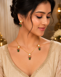 Green bead necklace